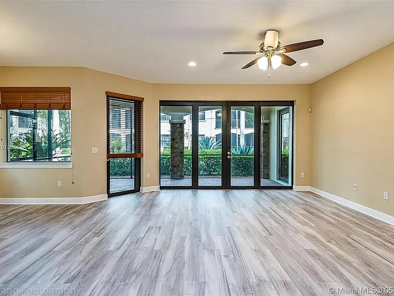 7551 Old Thyme Ct — Photo 9