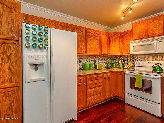 5th image of 2105 SE 38th Ave