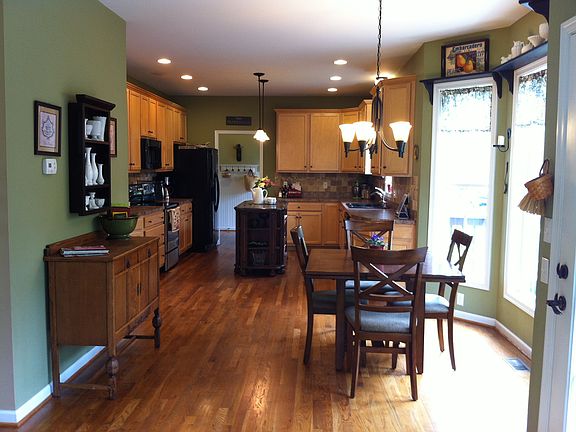 4th image of 3440 Hooper Rd