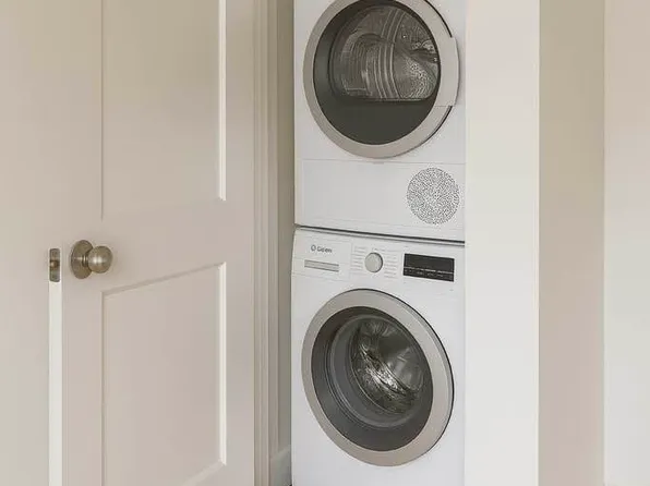 145 4th Avenue image 4 of 12