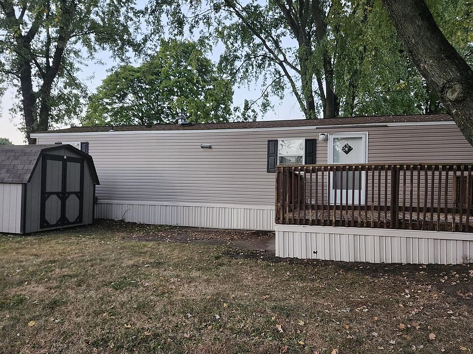 Exterior Image-1-FLEETWOOD River Valley Estates