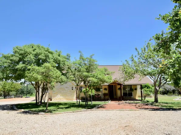 142 Ledge Stone Ln, Hunt, TX 78025