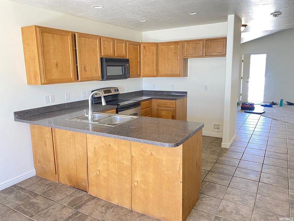 1st image of 4868 W Cold Springs Cir