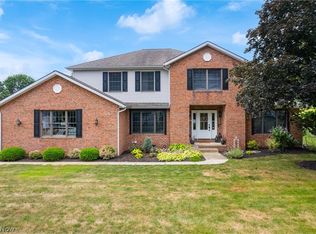 2298 Rohrer St NW, North Canton, OH 44720