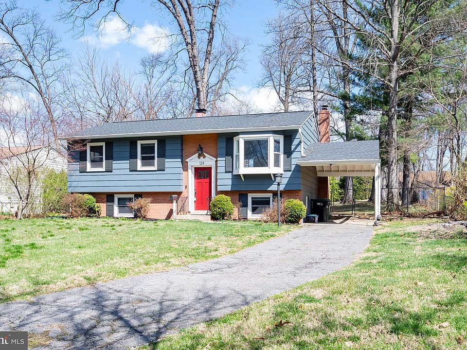 1st image of 124 Woodland Rd