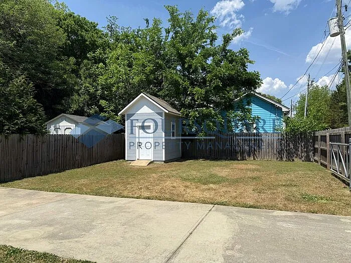 617 Lenoir St — Photo 4