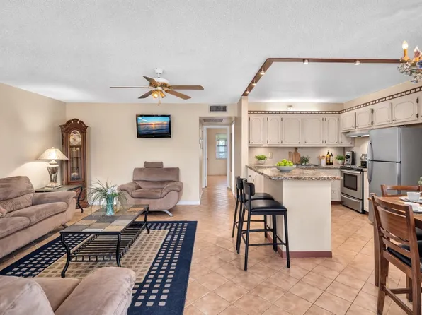 238 Ventnor Q #238, Deerfield Beach, FL 33442