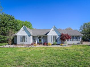 125 Willowcreek Rd, Paducah, KY 42003