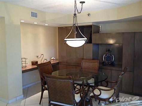 3rd image of 1000 Island Blvd #703
