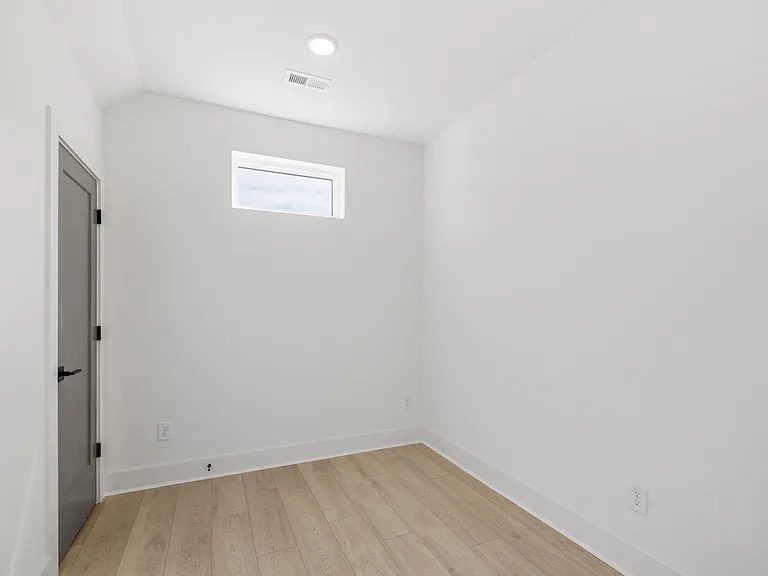 2607 Whites Creek Pike #17 — Photo 4