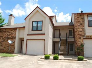829 W Harwood Rd APT D, Hurst, TX 76054