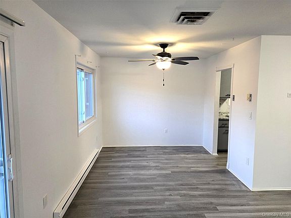 4th image of 110 Sterling St #110