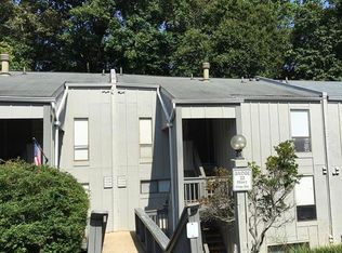 10380 Iron Mill Rd, North Chesterfield, VA 23235