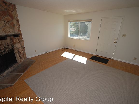 4th image of 805 Park Ave