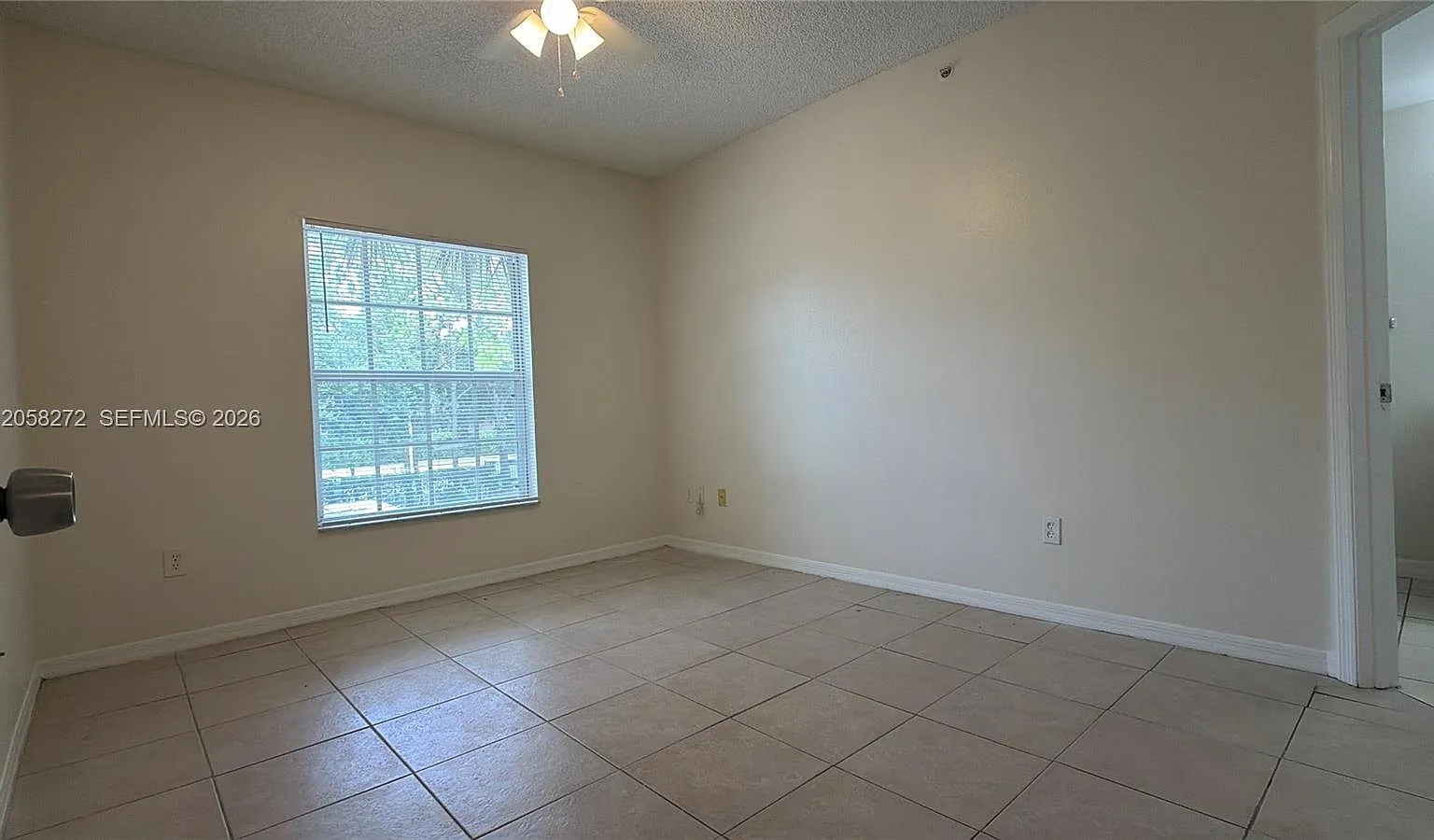 Condos At Courtney Park — Photo 4
