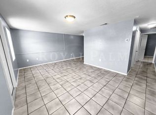 6617 Warwick Cir, Fort Myers, FL 33919