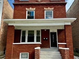 7823 S Morgan St, Chicago, IL