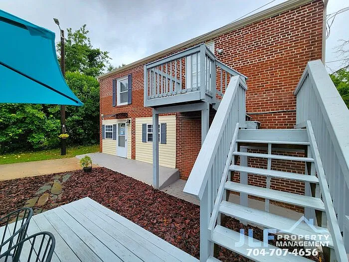 706 N Caldwell St — Photo 22