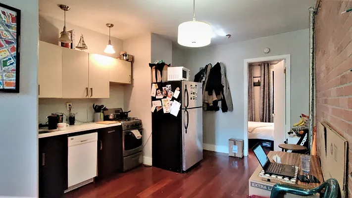 Rented by Signature Property Realty | media 9