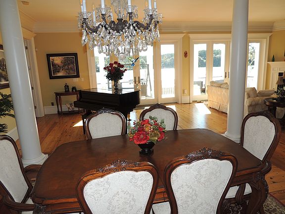 4th image of 6015 Waring Creek Dr