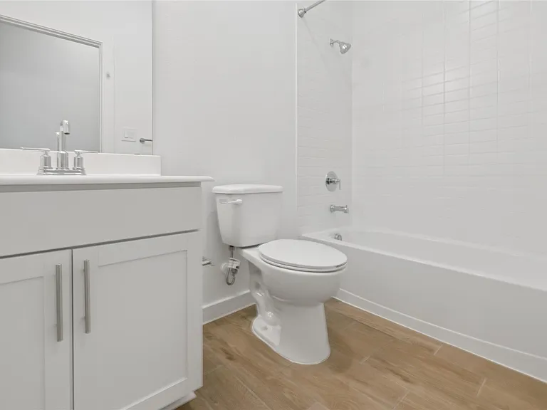 698 Daniels Lake Ln — Photo 17