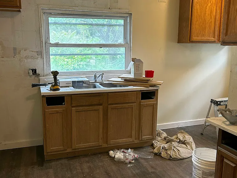 844 Saint Agnes Ave — Photo 12