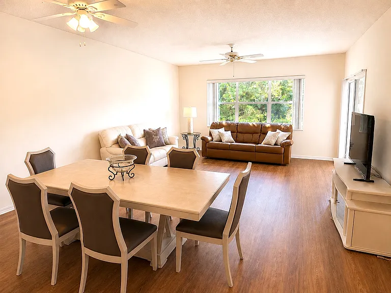 5999 Lake Pointe Dr #609 — Photo 6