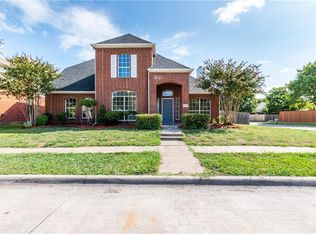 2302 Valley Creek Dr, Garland, TX 75040
