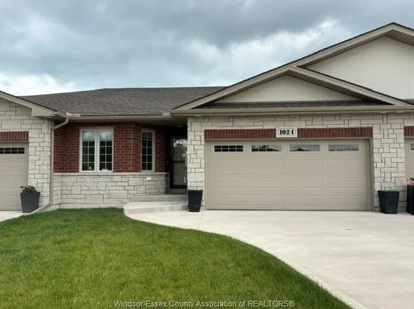 1024 Copeland Ave, Windsor, ON N8P 0C3