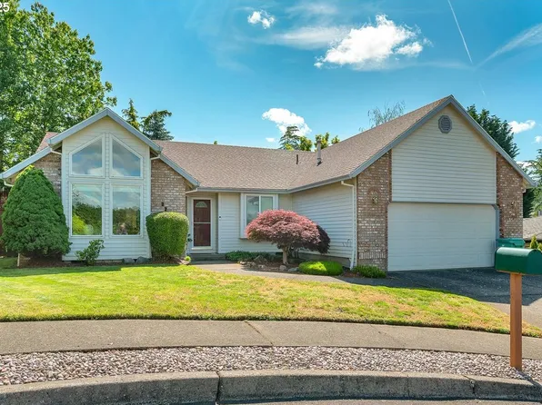 2230 SW Eleven Mile Dr, Gresham, OR 97080