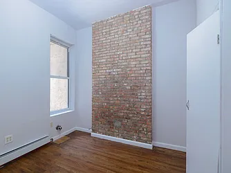 Rented by Empire Deeds LLC 