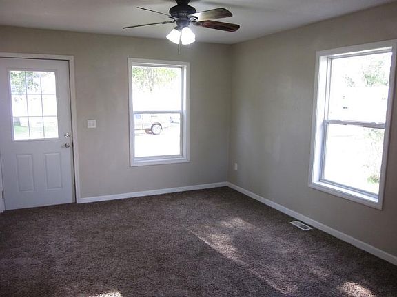 2nd image of 309 W 2nd St