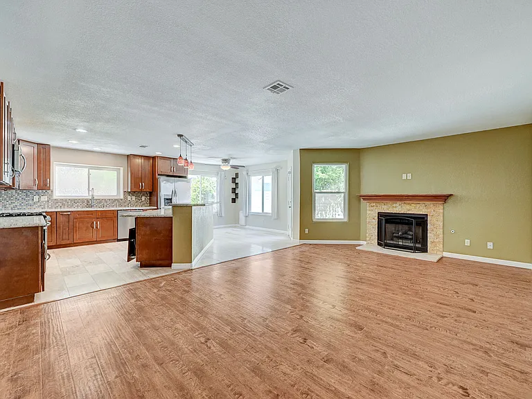 2733 Brookstone Ct — Photo 20