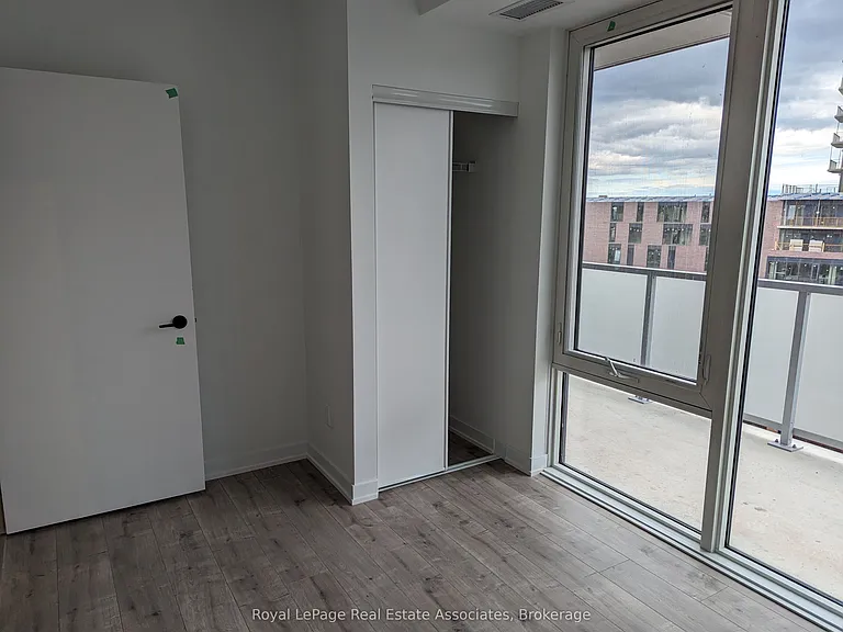 215 Lakeshore Rd W #447 — Photo 5
