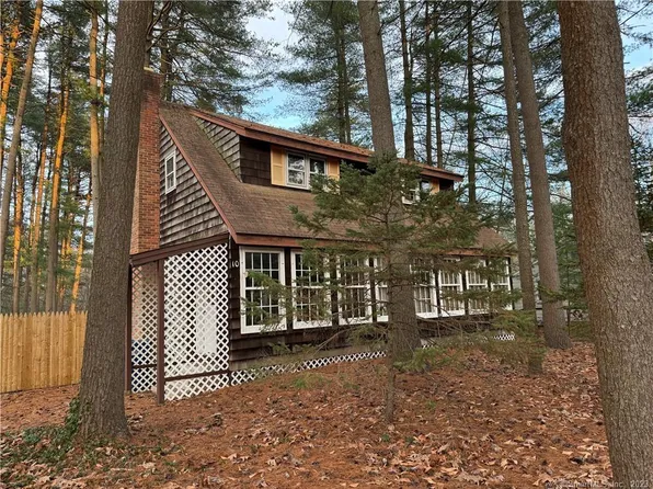 10 Spruce Road, Windsor, CT 06095