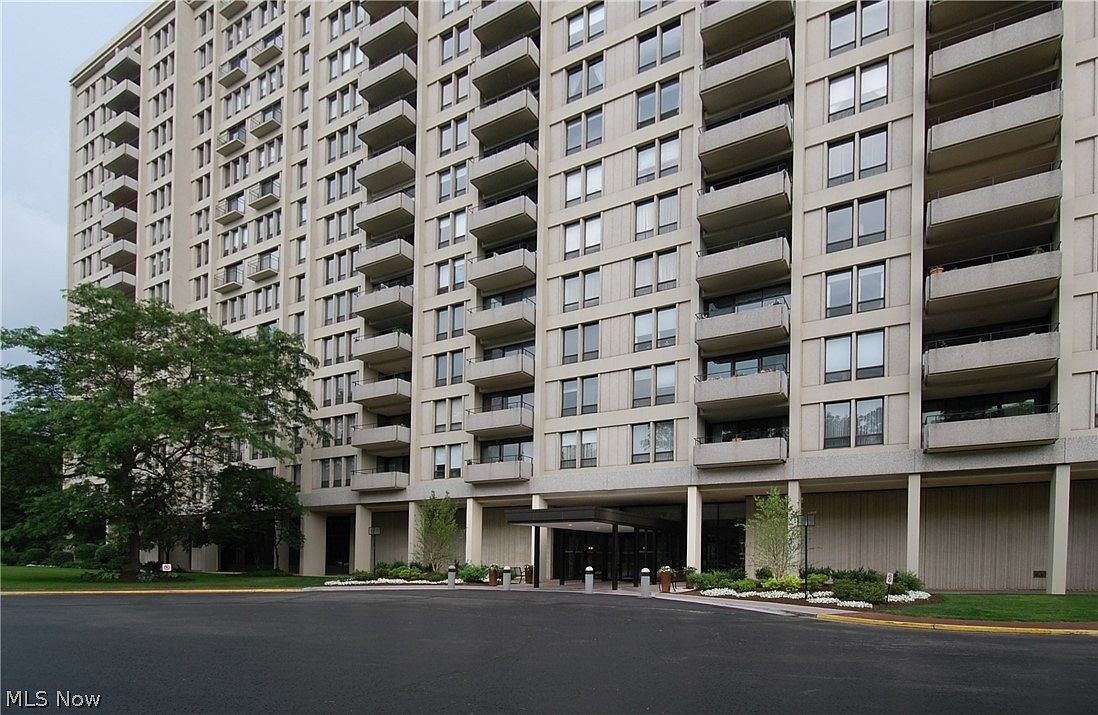 1 Bratenahl Pl APT 1208, Bratenahl, OH 44108 Zillow