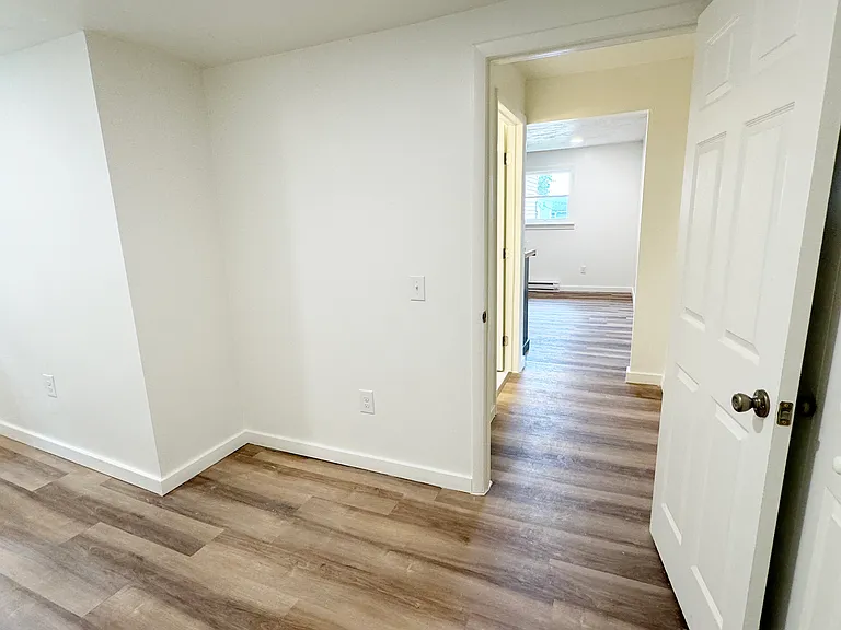 140 Chess St #2 — Photo 12