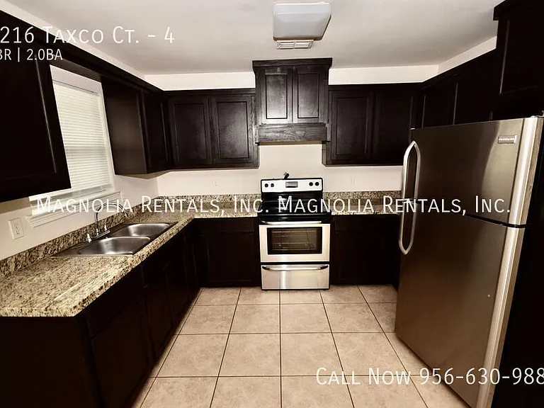 2216 Taxco Ct #4 — Photo 8