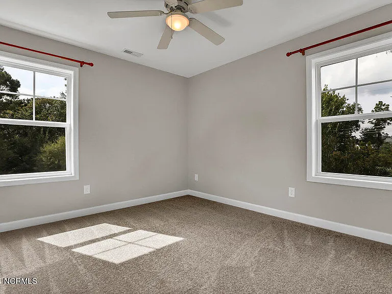 801 Rosedale Dr — Photo 22