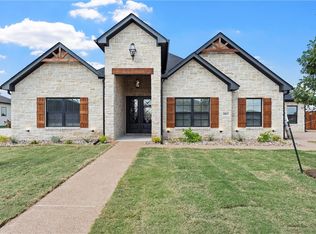 1013 Roses Run, Mcgregor, TX 76657