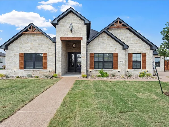 1013 Roses Run, McGregor, TX 76657