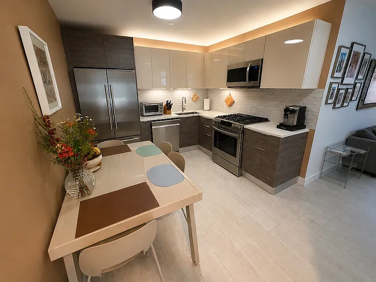 222 Parkville Ave #5A — Photo 9