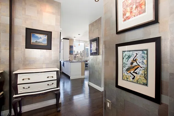 Sold by MNS | media 10