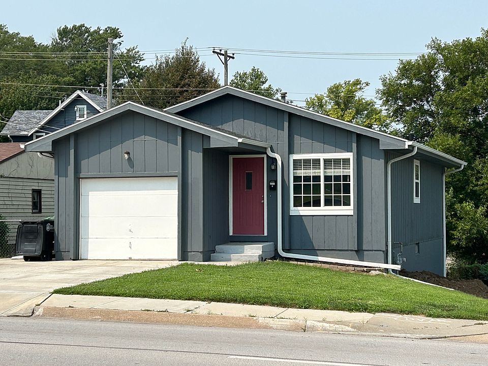 1st image of 2232 S 42nd St