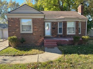 21927 Curie Ave, Warren, MI 48091