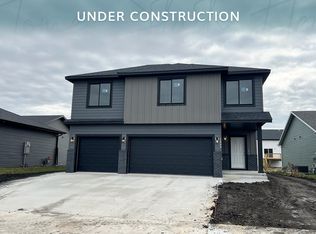 1466 66th Ave S, Fargo, ND 58104