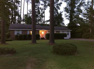 205 Pinewood Rd, Greenville, NC 27858