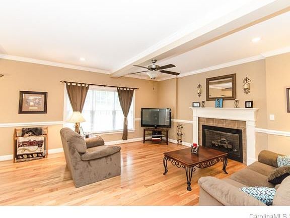 4th image of 741 Sunridge Dr