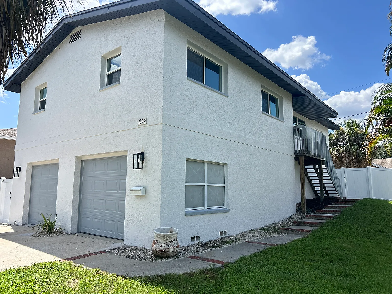 3 bed, 1400 sqft, $3,450 — Photo 1