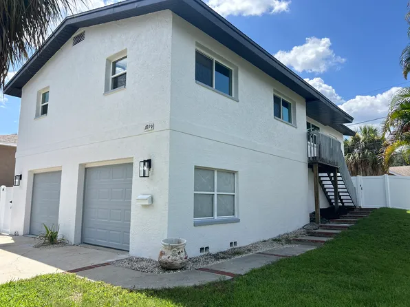 1899 New Hampshire Ave NE, Saint Petersburg, FL 33703